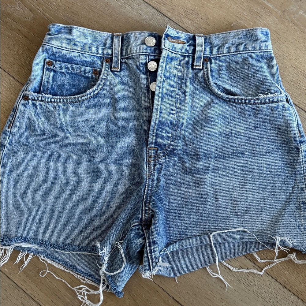 GRLFRND Faded Blue Frayed Hem Jean Shorts